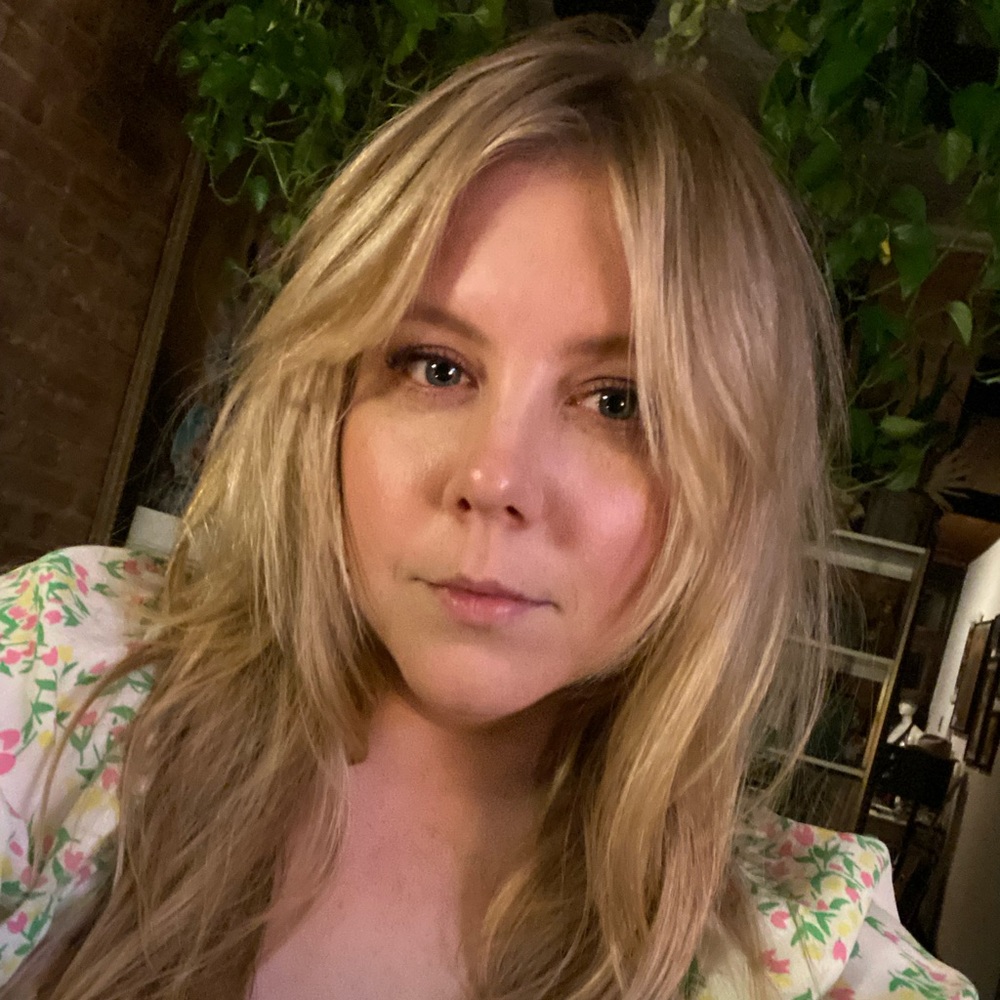 Meet your Posher, Holly